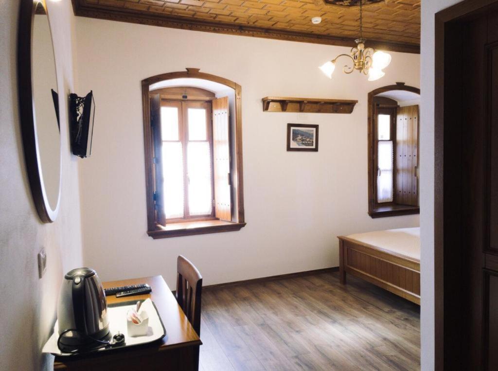 Argjiro Traditional Gjirokastër 外观 照片